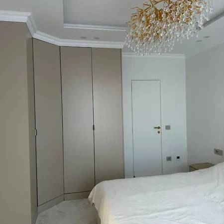 The Chantrer Collection Luxury Sea & Apartment