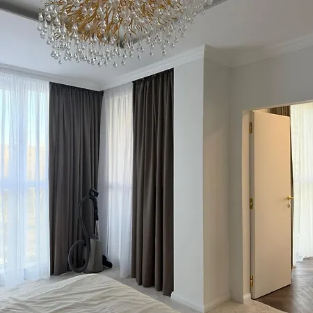 Апартамент The Chantrer Collection Luxury Sea & Бургас